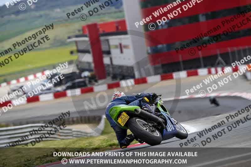 cadwell no limits trackday;cadwell park;cadwell park photographs;cadwell trackday photographs;enduro digital images;event digital images;eventdigitalimages;navarra;no limits trackdays;peter wileman photography;racing digital images;trackday digital images;trackday photos